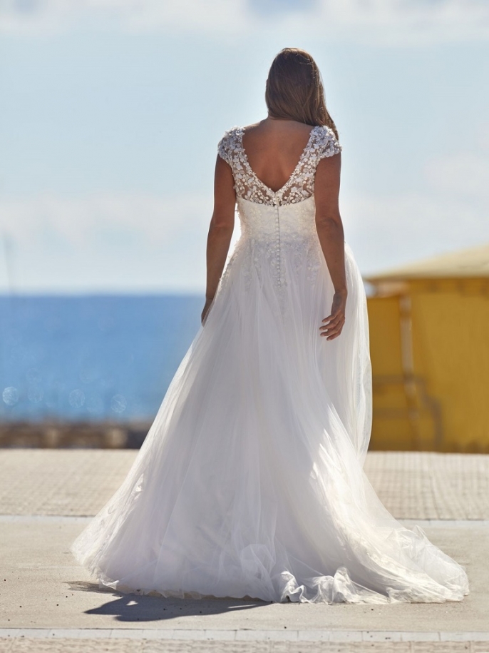Amelie 35012 back.jpg